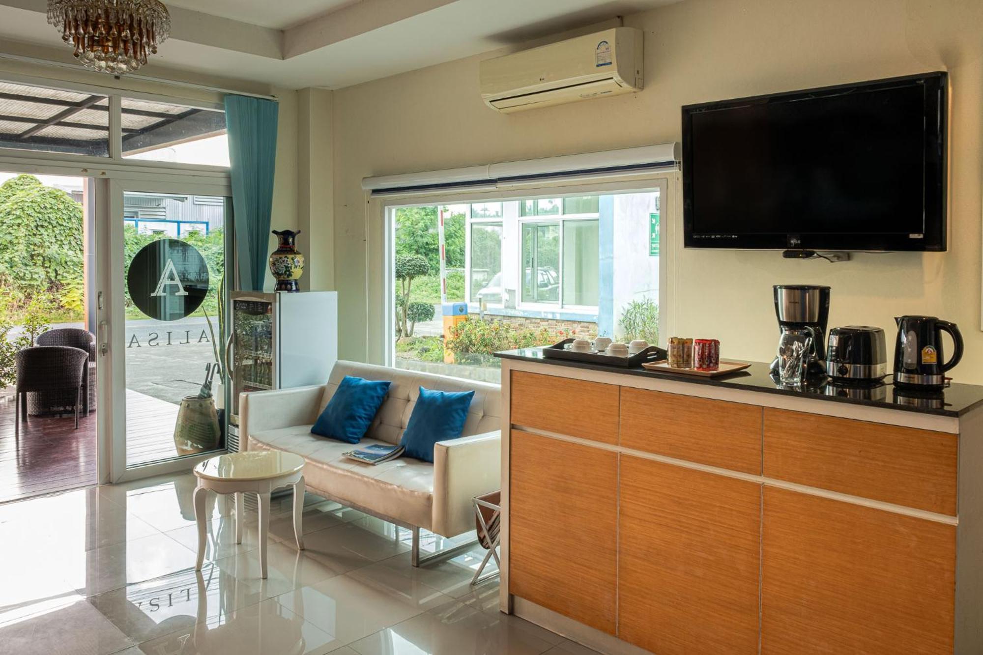 Alisa Krabi Hotel-Sha Plus Exterior photo